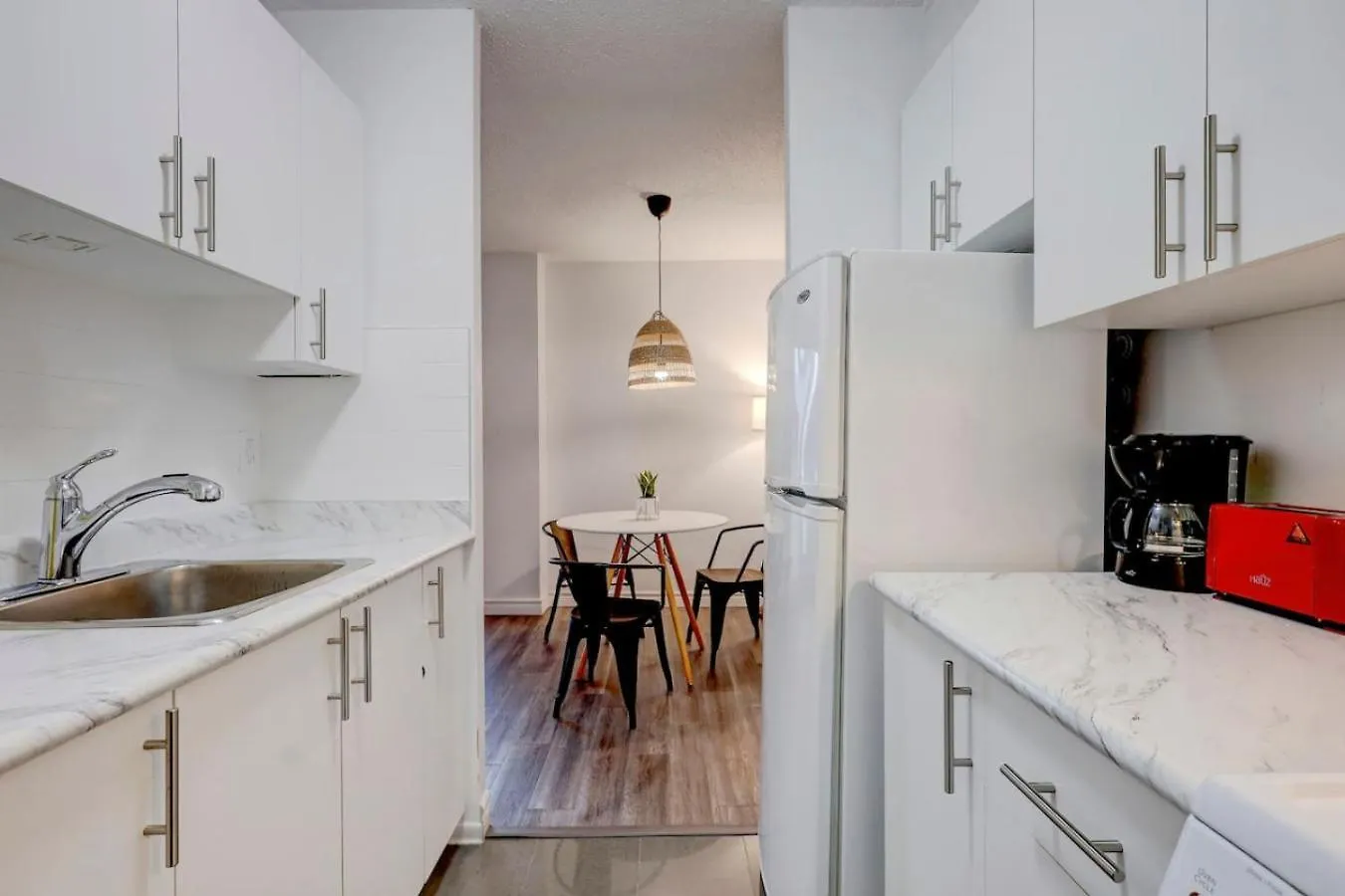 Cozy 1Br On Rene-Levesque Zn2 Apartment Montreal