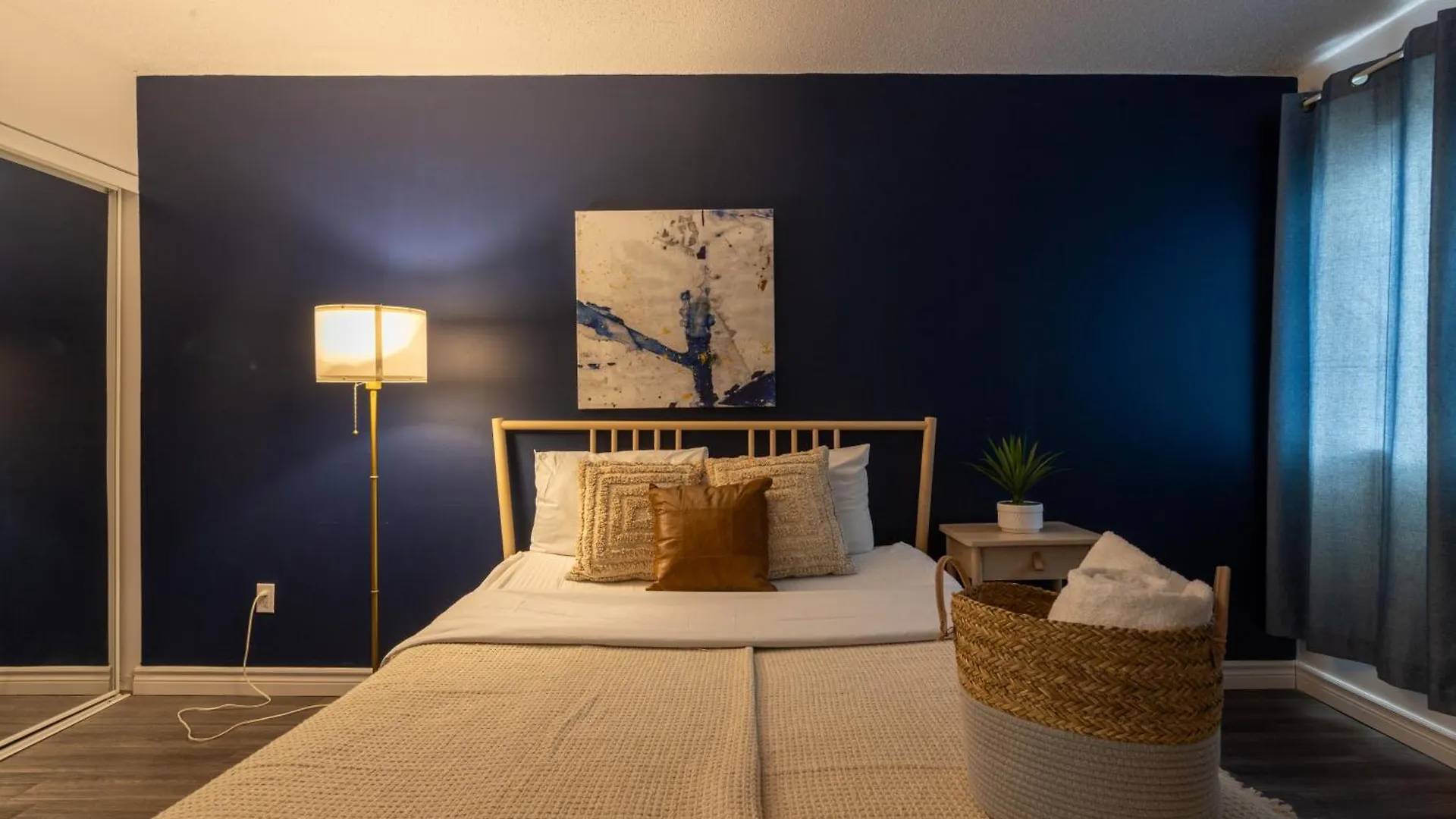 Apartamento Cozy 1Br On Rene-Levesque Zn2 Montreal 0*,  Canadá