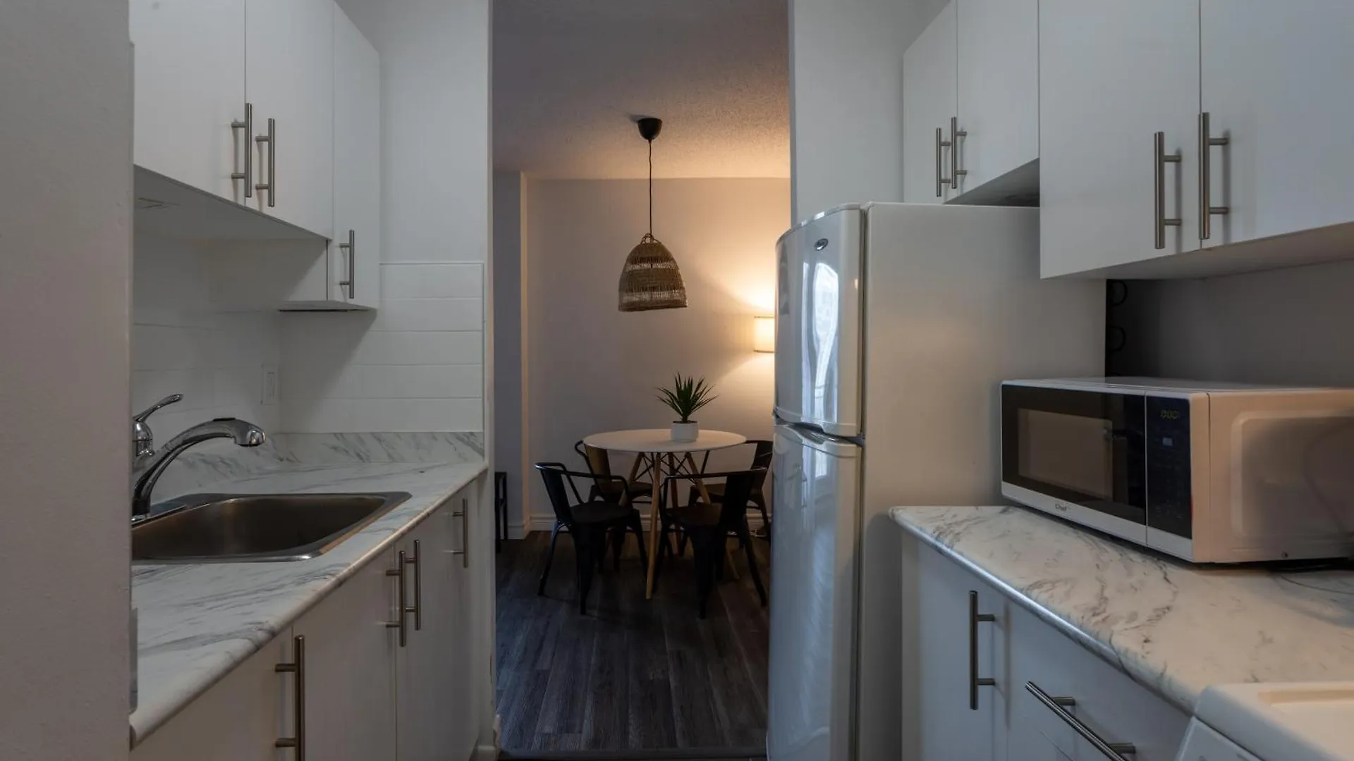 Apartamento Cozy 1Br On Rene-Levesque Zn2 Montreal