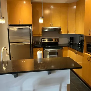 Aparthotelmontreal By Les Terrasses Saint Urbain 2225i2 Apartment