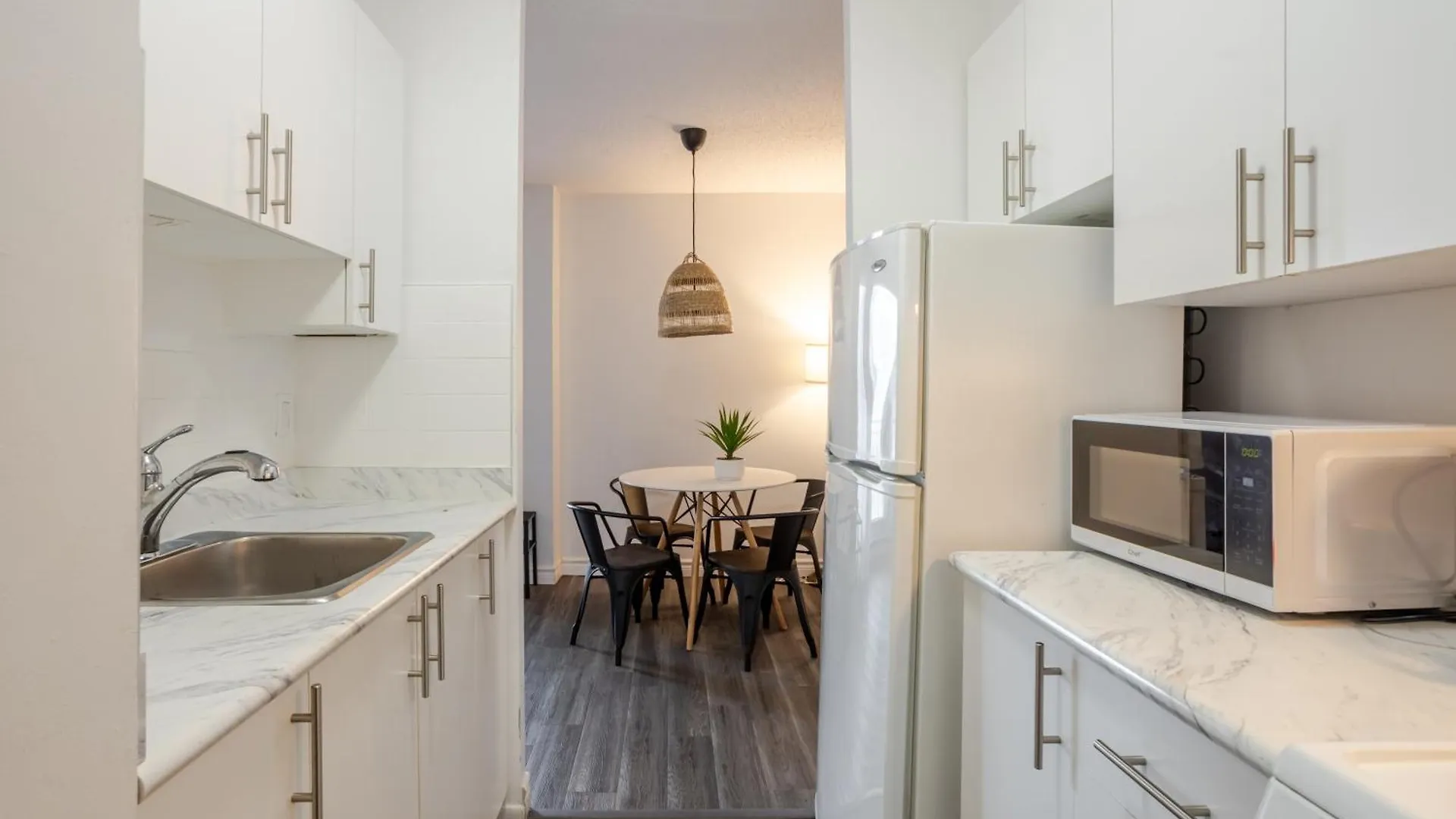 Appartamento Cozy 1Br On Rene-Levesque Montréal
